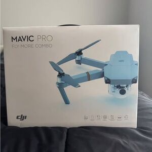 Mavic Pro Fly More Combo in Blue
